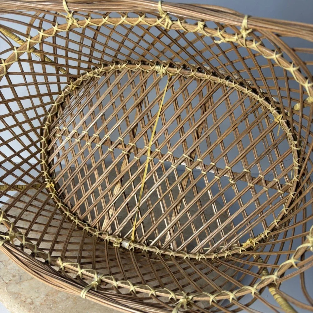 Vintage‎ Wicker Rattan Bread Basket Medium Brown Yellow Boho Lattice Weave